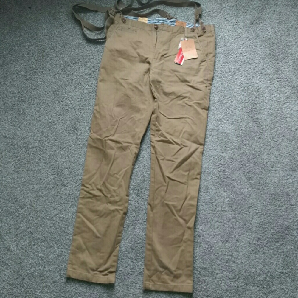NWT FUSAI Khaki Pants Slim Straight Fit 34x32